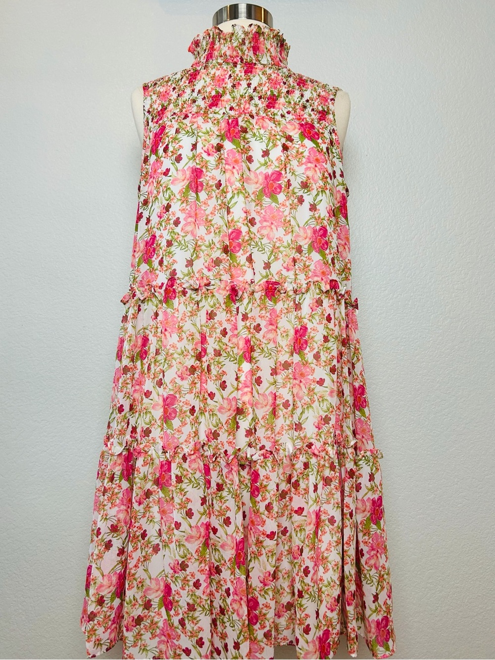 Taylor Tiered Dress Women's M Pink Floral Β Mock Neck Smocked Sleeveless Lined